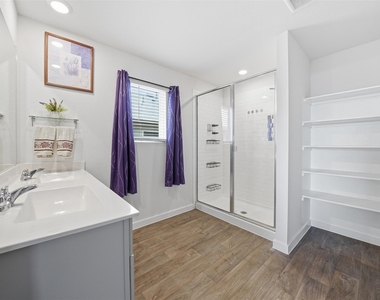 318 Merriman Rd - Photo Thumbnail 24