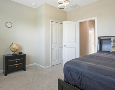 10815 Ventnor Avenue - Photo Thumbnail 8