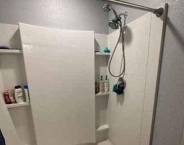 5858 Calvary Drive - Photo Thumbnail 10
