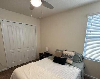 5858 Calvary Drive - Photo Thumbnail 12