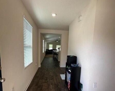 5858 Calvary Drive - Photo Thumbnail 3