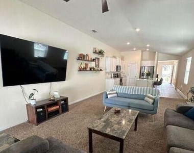 5858 Calvary Drive - Photo Thumbnail 6