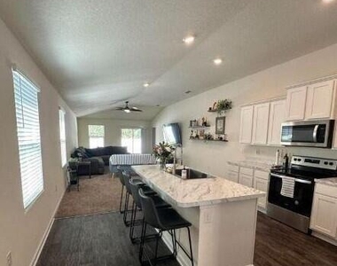 5858 Calvary Drive - Photo Thumbnail 4