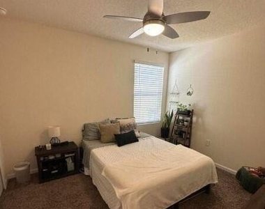 5858 Calvary Drive - Photo Thumbnail 11