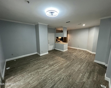 160 Veracruz Drive - Photo Thumbnail 2