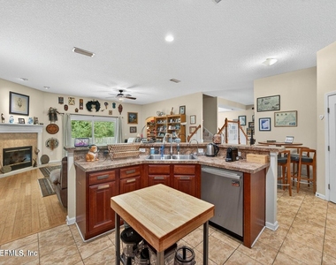 601 Reflection Cove Road - Photo Thumbnail 12