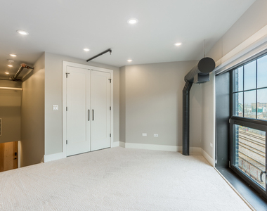 729 N Sangamon Street - Photo Thumbnail 15