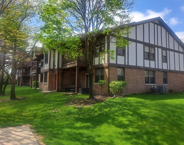 216 Stoneybrook Lane - Photo Thumbnail 3