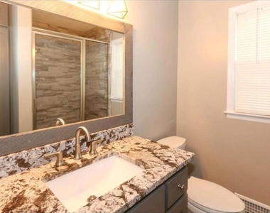 3406 Salem East Drive - Photo Thumbnail 9