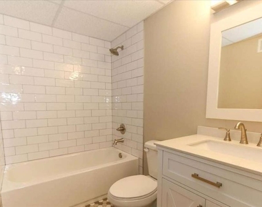 3406 Salem East Drive - Photo Thumbnail 12