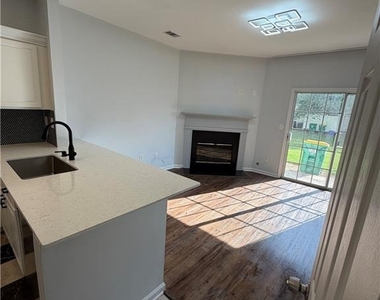 3381 Hidden Cove Circle - Photo Thumbnail 3