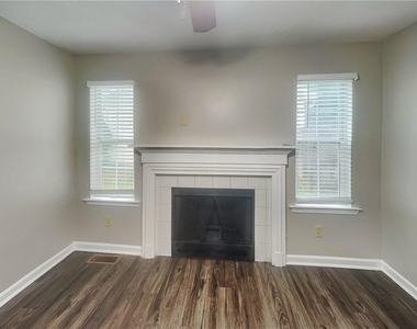 436 Allgood Circle - Photo Thumbnail 4