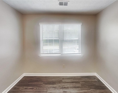 436 Allgood Circle - Photo Thumbnail 13