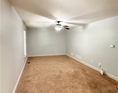 102 Oak Ridge Trail Se - Photo Thumbnail 29