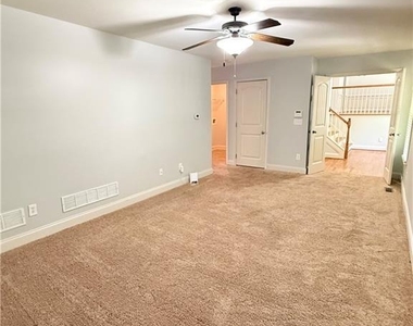 102 Oak Ridge Trail Se - Photo Thumbnail 31