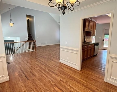 102 Oak Ridge Trail Se - Photo Thumbnail 9