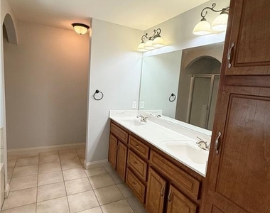 102 Oak Ridge Trail Se - Photo Thumbnail 18