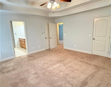 102 Oak Ridge Trail Se - Photo Thumbnail 16