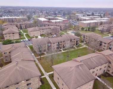 244 Klein Creek Court - Photo Thumbnail 3