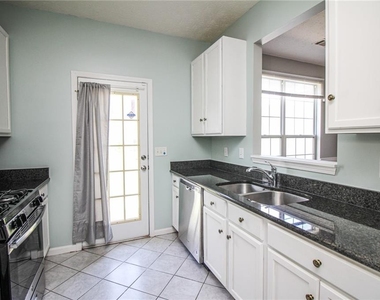 6476 Portside Way - Photo Thumbnail 8