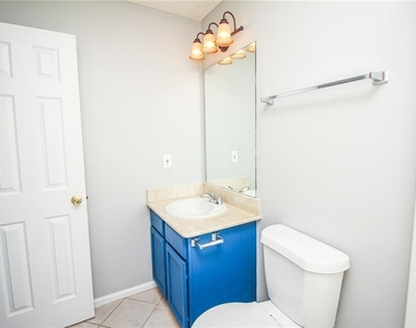 6476 Portside Way - Photo Thumbnail 12