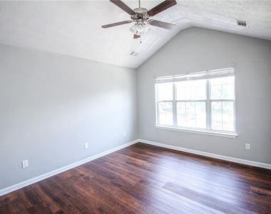 6476 Portside Way - Photo Thumbnail 16