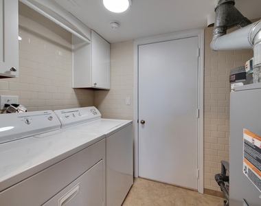 344 Kildare Court - Photo Thumbnail 21