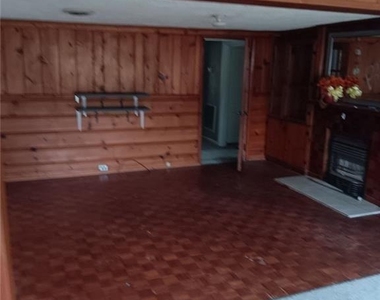 406 Brookwood Drive - Photo Thumbnail 5