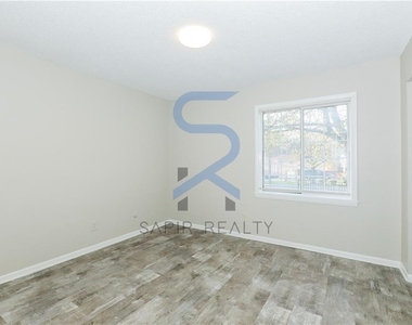 2045 Alison Court - Photo Thumbnail 4