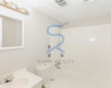 2045 Alison Court - Photo Thumbnail 10