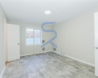 2045 Alison Court - Photo Thumbnail 5