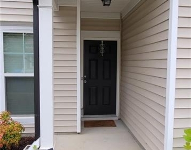 3433 Cascade Parc Boulevard Sw - Photo Thumbnail 2