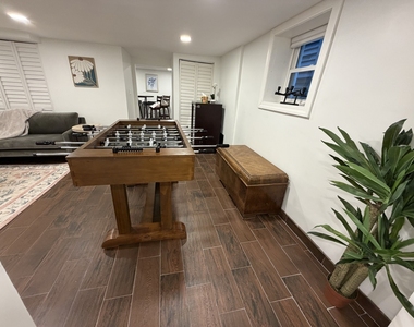 1805 W Cuyler Avenue - Photo Thumbnail 3