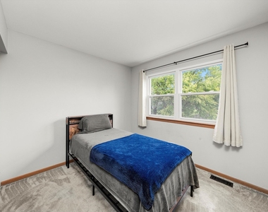 5332 W Mulberry Lane - Photo Thumbnail 9