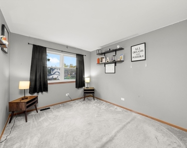 5332 W Mulberry Lane - Photo Thumbnail 10