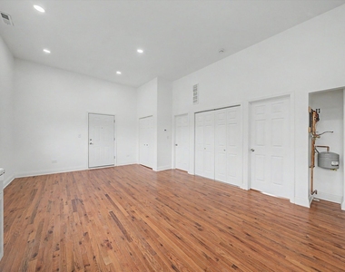 7600 S Marquette Avenue - Photo Thumbnail 3