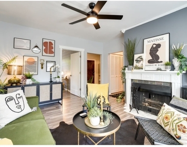 1931 N Howe Street - Photo Thumbnail 2