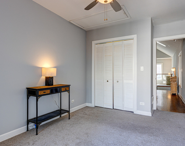 1414 W Superior Street - Photo Thumbnail 6