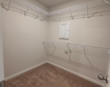 16374 Sweet Grove Drive - Photo Thumbnail 8