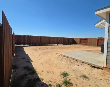 16374 Sweet Grove Drive - Photo Thumbnail 18