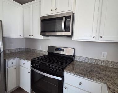 16374 Sweet Grove Drive - Photo Thumbnail 2