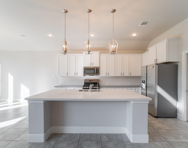 10054 Preserve Way - Photo Thumbnail 15