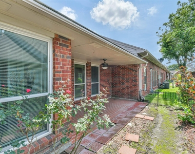 3327 S Country Meadows Lane - Photo Thumbnail 21