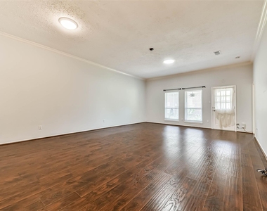3327 S Country Meadows Lane - Photo Thumbnail 4