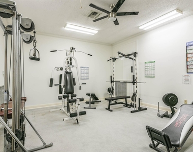 3327 S Country Meadows Lane - Photo Thumbnail 28