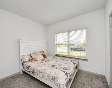 311 John House - Photo Thumbnail 25