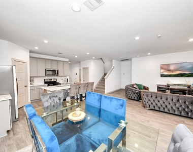 311 John House - Photo Thumbnail 21