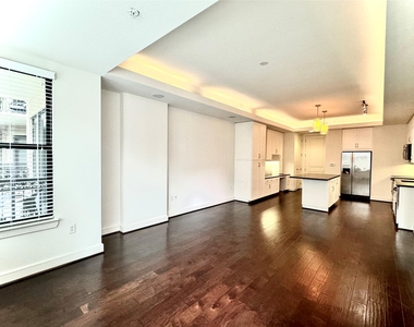 2303 Mid Ln Lane - Photo Thumbnail 5
