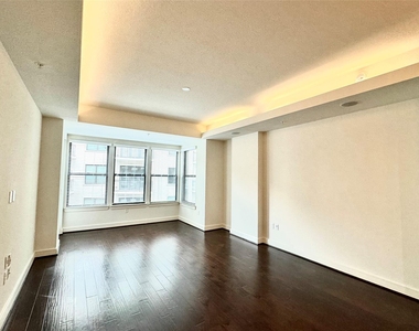 2303 Mid Ln Lane - Photo Thumbnail 2