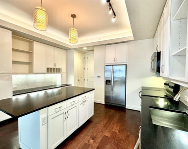 2303 Mid Ln Lane - Photo Thumbnail 10
